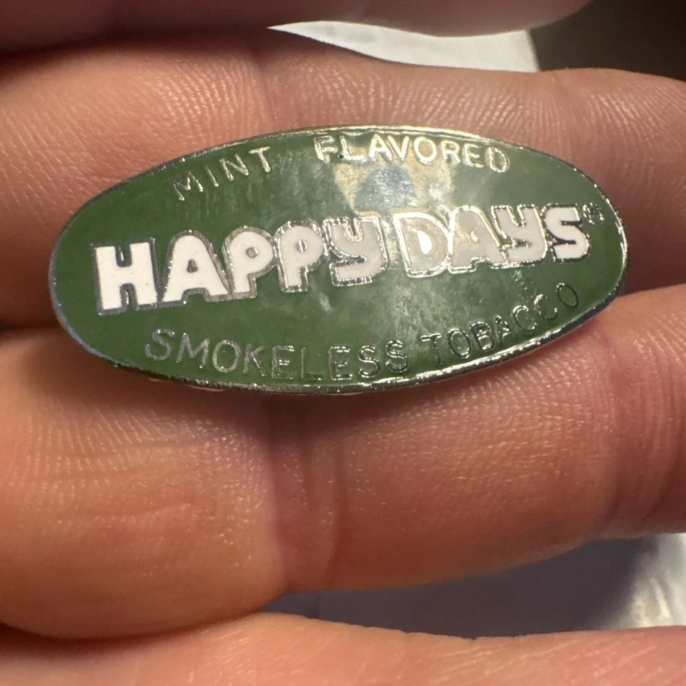Old Vintage Happy Days Smokeless  Tobacco Hat Coat Lapel PIN Charm